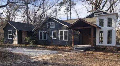 403 Georgia Ave, Signal Mountain, TN 37377