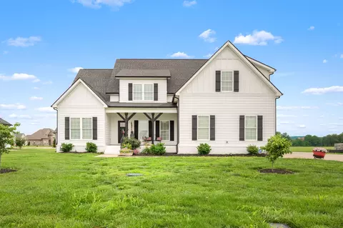1553 N Side Dr, Murfreesboro, TN 37130