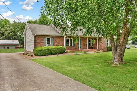 1120 Oak Plains Rd, Clarksville, TN 37043