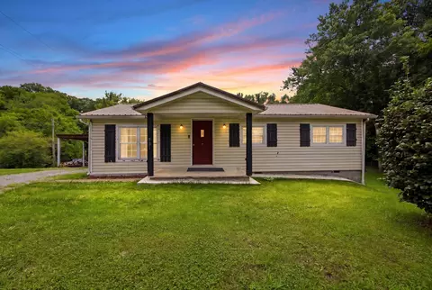 251 NW W Broadacre Rd, Dalton, GA 30721
