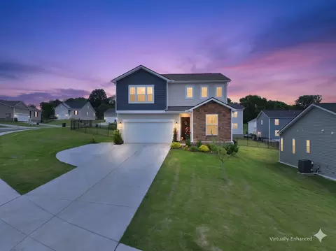 2982 Windstone Trl, Columbia, TN 38401