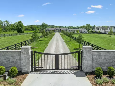 2077 Wilson Pike, Franklin, TN 37067