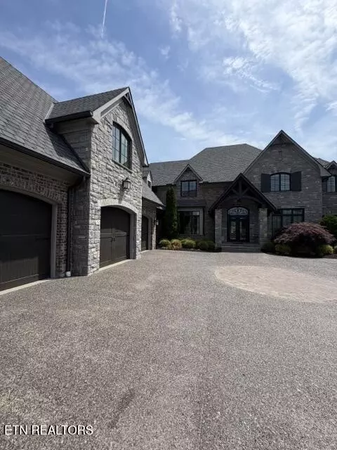 3627 Waterside Way, Louisville, TN 37777