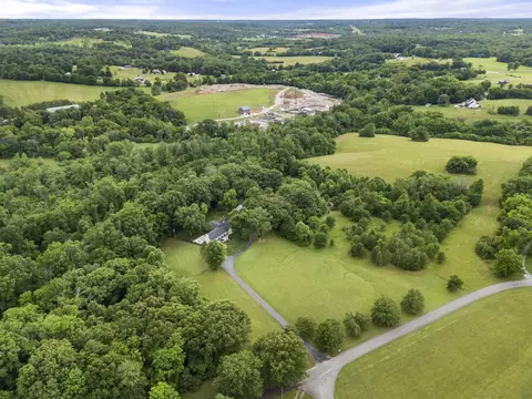 View/Area - 1100 Mill Rd, Dickson, TN 37055 photo 10 of 18