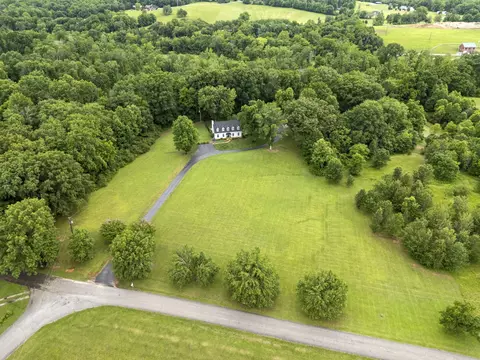 View/Area - 1100 Mill Rd, Dickson, TN 37055 photo 6 of 18