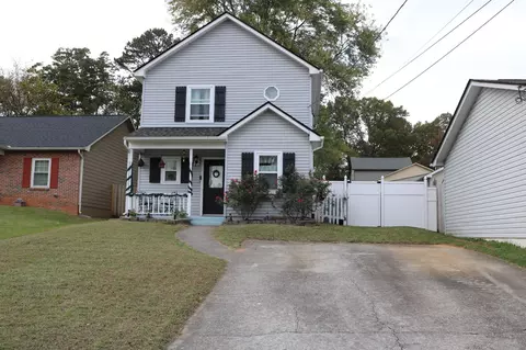1717 Woodpointe Dr, Knoxville, TN 37931