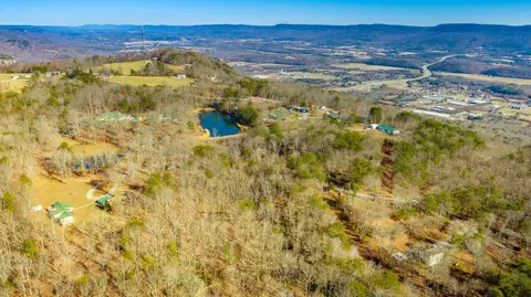 172 Camp Rd, Dunlap, TN 37327 photo 4