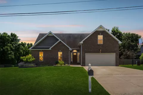 1464 Rustys Ln, Clarksville, TN 37042
