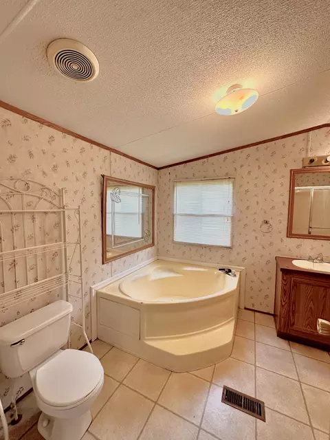 1865 Mcwhorter Rd, Cunningham, TN 37052 photo 11