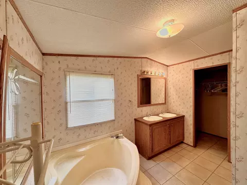 1865 Mcwhorter Rd, Cunningham, TN 37052 photo 10