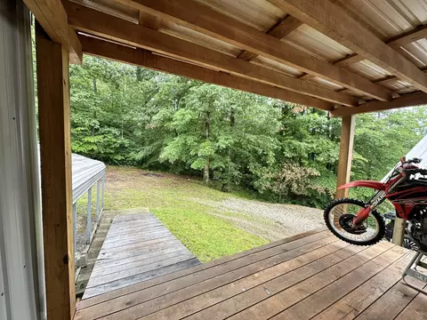 1865 Mcwhorter Rd, Cunningham, TN 37052 photo 17