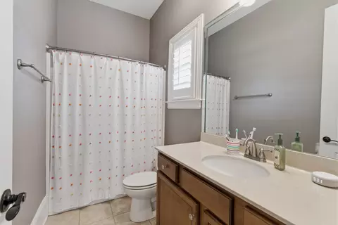 Bath - 117 Azalea Ln, Franklin, TN 37064 photo 4 of 8