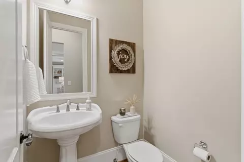 Bath - 117 Azalea Ln, Franklin, TN 37064 photo 3 of 8