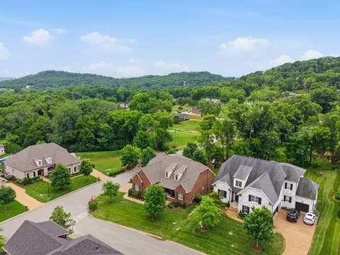 View/Area - 117 Azalea Ln, Franklin, TN 37064 photo 4 of 8