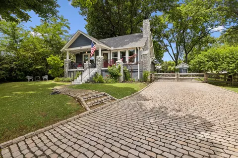 207 4th Ave, Columbia, TN 38401