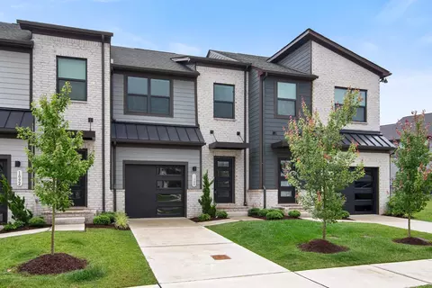 1088 Riverbrook Dr, Gallatin, TN 37066
