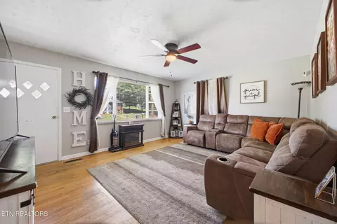 7295 Briarwood Dr, Talbott, TN 37877 photo 10