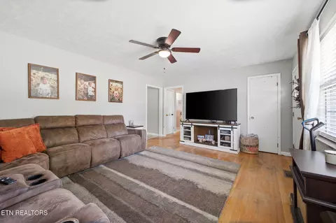 7295 Briarwood Dr, Talbott, TN 37877 photo 9