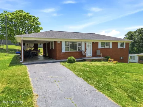 7295 Briarwood Dr, Talbott, TN 37877 photo 3
