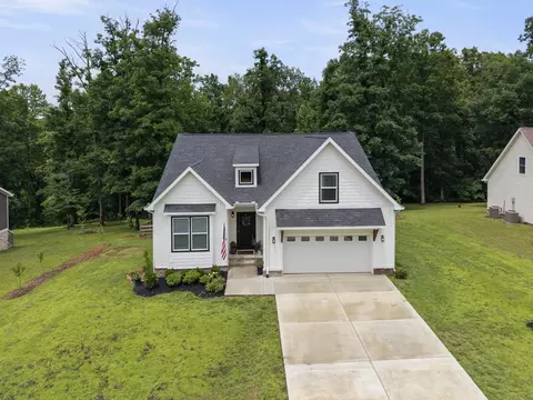 212 Cherokee Dr, White Bluff, TN 37187