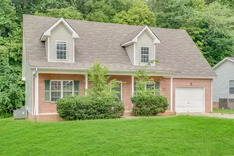 389 Brook Mead Dr, Clarksville, TN 37042