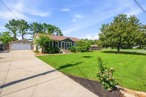 2302 Paddock Dr, Murfreesboro, TN 37128