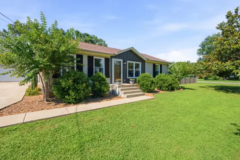 Exterior - 2302 Paddock Dr, Murfreesboro, TN 37128 photo 10 of 10