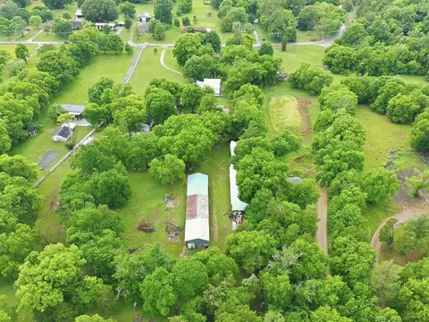 6222 Cayce Ln, Columbia, TN 38401