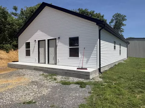 111 Second Ave, Carthage, TN 37030