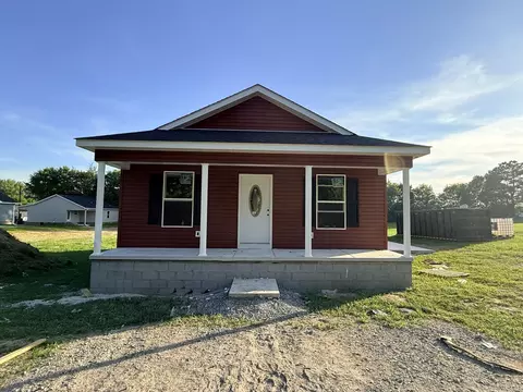 103 Hummingbird Dr, Tullahoma, TN 37388