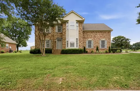 100 Alderwood Dr, Columbia, TN 38401