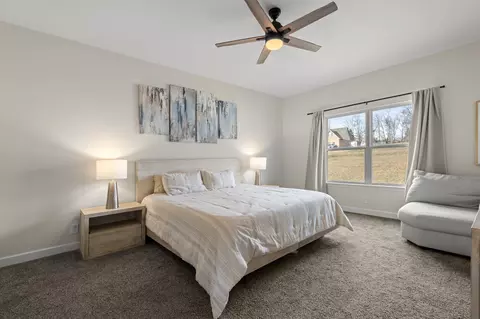 Bedroom - 1007 Edgewood Dr, Dickson, TN 37055 photo 1 of 5
