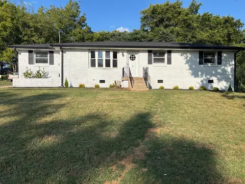 247 Bonnacroft Dr, Hermitage, TN 37076