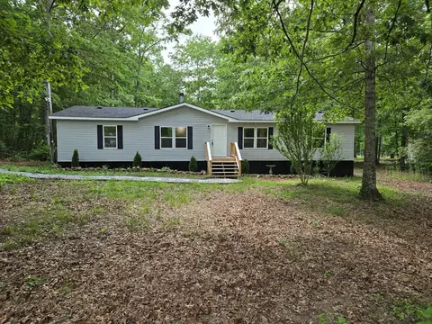 601 Foxwood Dr, Crossville, TN 38571