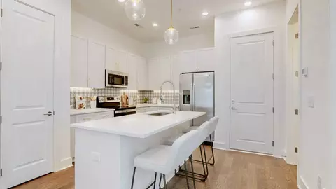 Kitchen - 468 Herringbone Ct, Franklin, TN 37064 photo 2 of 4