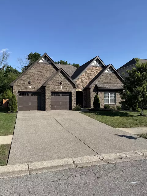 216 Meandering Dr, Lebanon, TN 37090