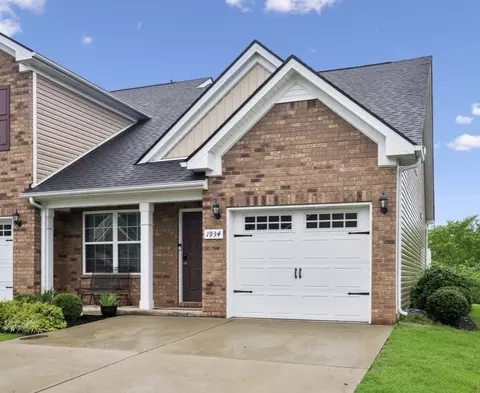 1934 Alysheba Run, Murfreesboro, TN 37128