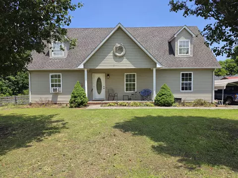 202 Ridgewood Ln, Shelbyville, TN 37160