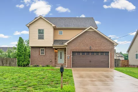 1028 Sunrise Dr, Clarksville, TN 37042