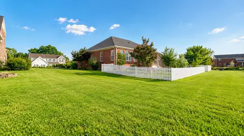 Exterior - 318 River Downs Blvd, Murfreesboro, TN 37128 photo 8 of 10