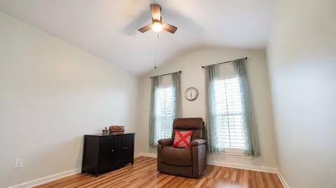 Living - 318 River Downs Blvd, Murfreesboro, TN 37128 photo 1 of 2