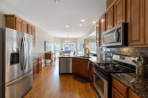 Kitchen - 2008 Flocking Dr, Spring Hill, TN 37174 photo 1 of 5