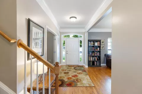 Entry Way - 2008 Flocking Dr, Spring Hill, TN 37174 photo 2 of 6