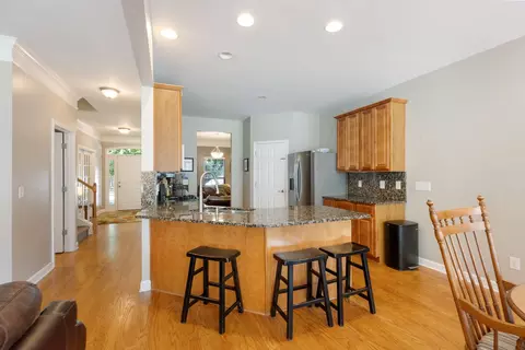 Kitchen - 2008 Flocking Dr, Spring Hill, TN 37174 photo 2 of 5