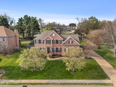 12949 Orchard Crossing Ln, Farragut, TN 37934