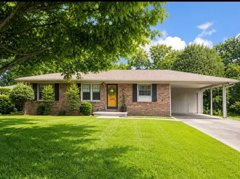 404 Colonial Ter, Hopkinsville, KY 42240