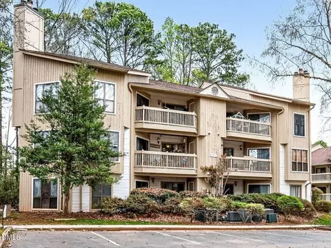 814 New Kent Pl, Cary, NC 27511