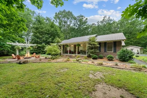 1320 Laurel Way, Monterey, TN 38574