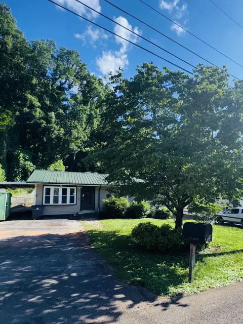 2250 Sylvania Ave SE, Knoxville, TN 37920