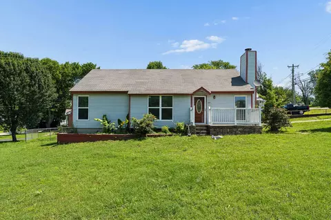 128 Stoneridge Pkwy, La Vergne, TN 37086